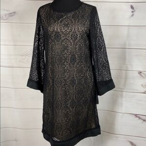 TACERA LACE‎ DRESS BELL SLEEVE ~ M